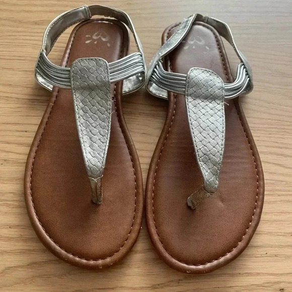 Justice Mermaid Scale Thong Post Strappy Sandals 5 - Picture 2 of 8